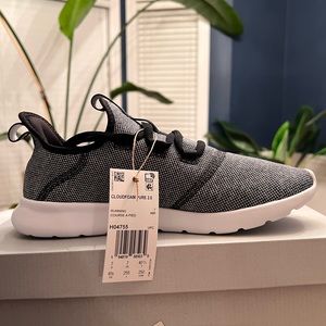 NWT Adidas Cloudfoam 2.0 Women’s Shoes 8.5